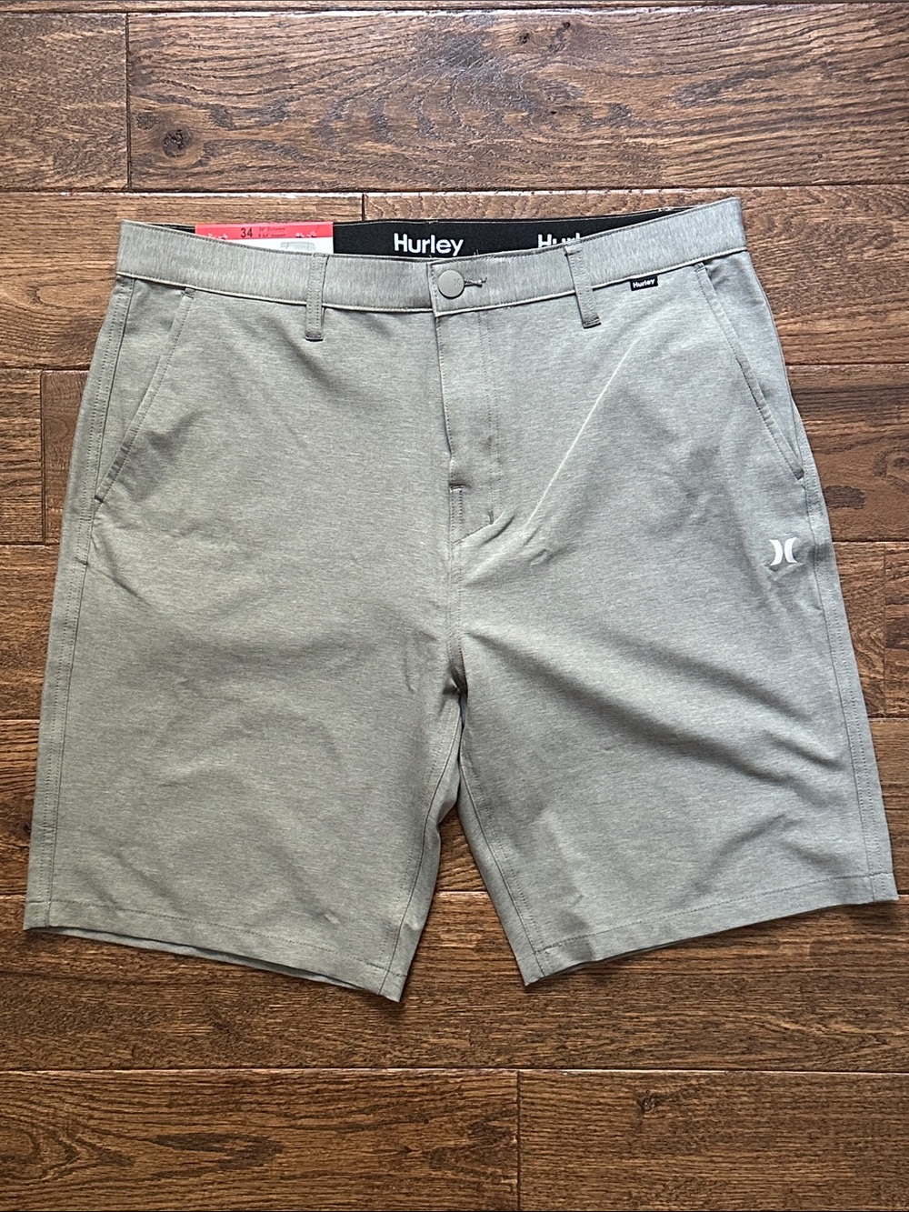 Hurley Men’s Light Gray Hybrid Walkshorts